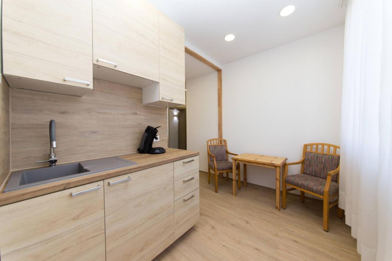 Apartamente プフリンゲン エクステリア 写真